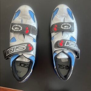 Black and Blue Athletic Cycling Shoes with Rigid Sole